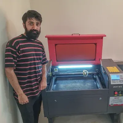 رضایت مشتری از عملکرد دستگاه برش لیزر RT6040 پس از خرید