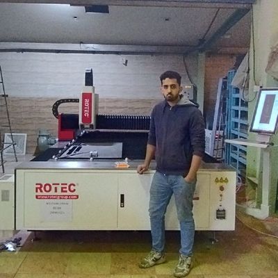 تجربه موفق یکی از مشتریان صنعتی با دستگاه برش لیزر فلز RT1530M